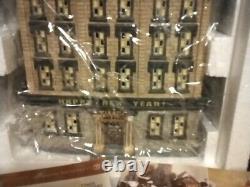 DEPT 56 -The Times Tower 2000 New York Special Edition Brand New Untouched