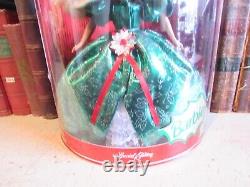 Mattel 1995 Special Edition Holiday Barbie NEW! NIB Green Eyes! #14123