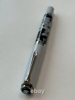 Pelikan R620 Cities Series rollerball pen, New York City Special Edition 2003